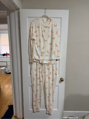 Bp pajamas 🌈Cream pj set with orange rainbow EUC 
Like new, never worn